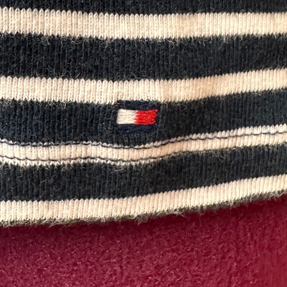 Tommy Hilfiger top - Picture 4 of 6